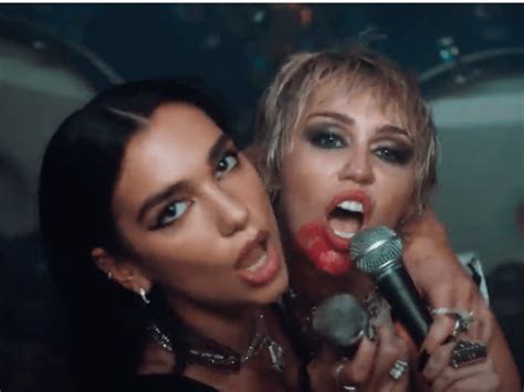 Brandi And Miley Cyrus Fucking Sex Pictures Pass