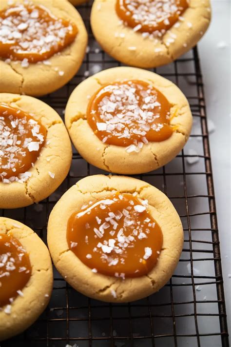 Salted Caramel Cookies That Oven Feelin