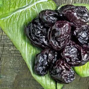 How Many Prunes To Eat For Constipation? - YouEatPlants.com