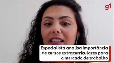 Vídeo Especialista analisa importância de cursos extracurriculares