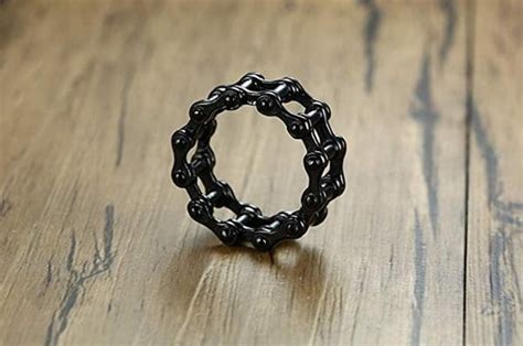 10 Cool And Unique Rings For Men That Look Awesome And Badass