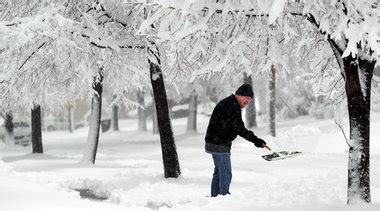 First Cleveland snowfall likely to start at midnight; time to hibernate ...