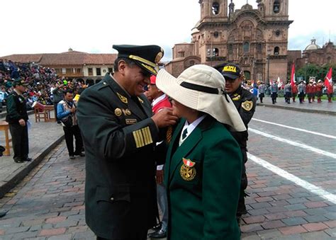 Con un sonoro Si Juro 2500 alumnos juramentaron como policías