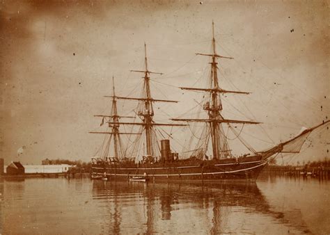 Het Gemeente Archief Van Vlissingen De Ruyter In Beeld 200 Jaar Marineschepen Genaamd De Ruyter