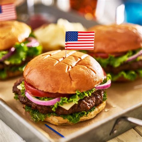 Patriotic Veterans Day Dinner Ideas for Dining In or Out - ID.me Insider