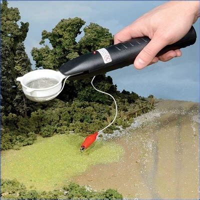 Nerd Club: Static grass applicator from a bug zapper