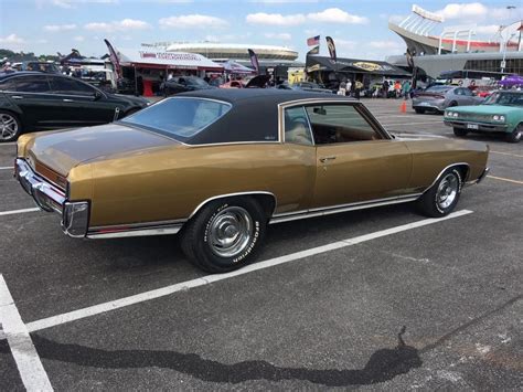 Pin By Jr On 1970 1971 1972 Gold Chevrolet Monte Carlo Chevrolet