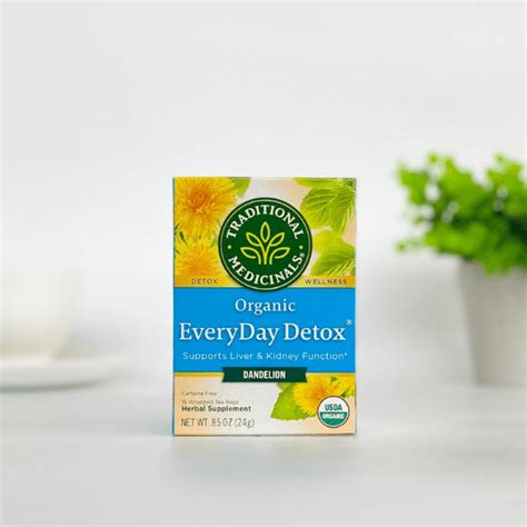 Traditional Medicinals Organic Everyday Detox Dandelion Tea 16 Envelopes Tea At Heart