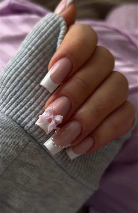 Cozy Knit Nail Trend Matches Perfectly With Your Winter Sweater In