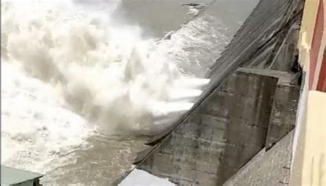 4 More Sluice Gates Of Odishas Hirakud Dam Opened To Release Excess