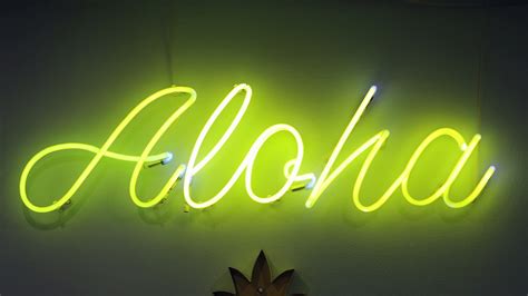 26 Cool Neon Signs That You Need In Your Home