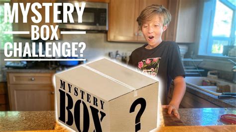 ⁣Lesson Plan: Mystery Box Challenge