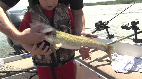 Ofx Lake Superior Walleye Part 4 Youtube