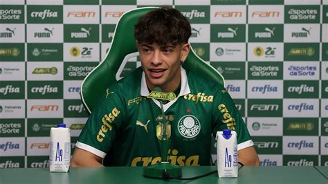 Giay vê salto importante na carreira em escolha pelo Palmeiras e