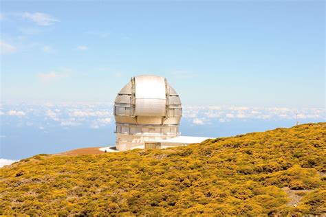 The Teide Observatory in Tenerife, Circa 2022 17652078 Stock Photo at ...