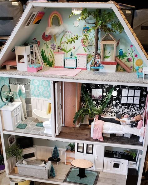 Barbie House DIY | Doll house plans, Diy barbie house, Wooden barbie house