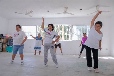 DIF Tulum Brinda Atención A Adultos Mayores En La Toma De Glucosa