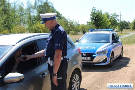 Dziś od rana legniccy policjanci kontrolują trzeźwość kierowców Trwa