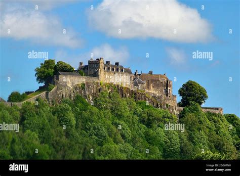 Stirling Castle Royal Palace Statue Hi Res Stock Photography And Images