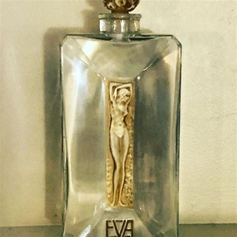 q l p René Lalique perfume bottle Eva for Bertelli 12 5cm 1926