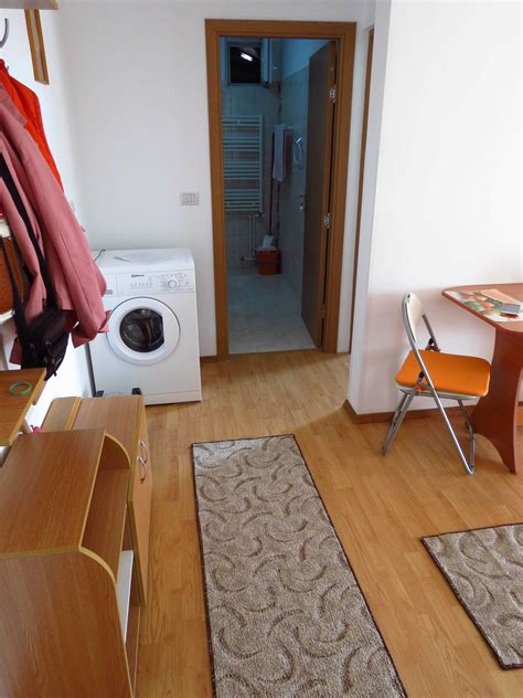 Proprietar Inchiriez Apartament 2 Camere Decomandat Zona Lipovei