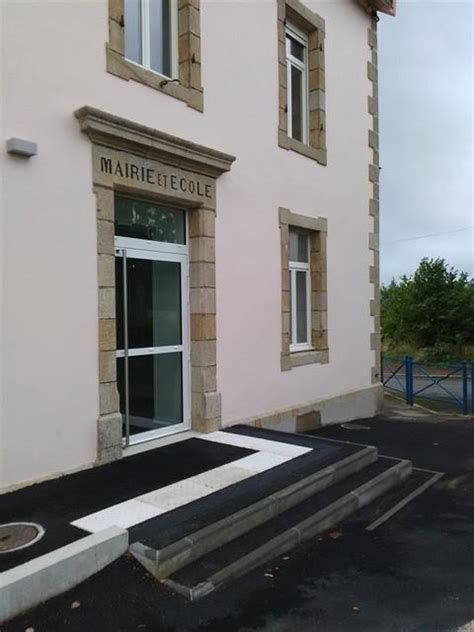 Mairie de Dinéault