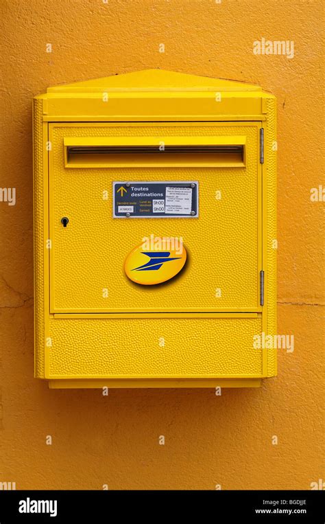 Einzelne Mailbox Hi Res Stock Photography And Images Alamy