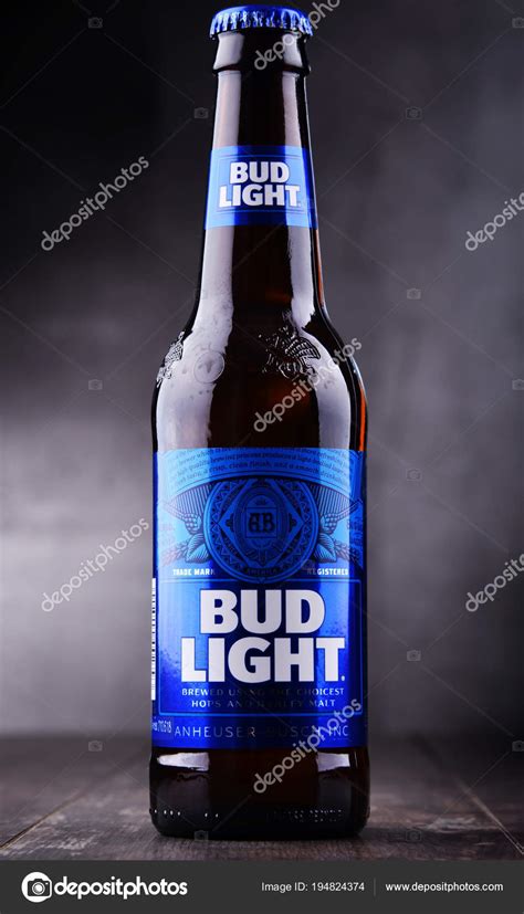 Bottle of Bud Light beer – Stock Editorial Photo © monticello #194824374