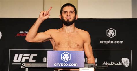 Ufc Fans Point Out Problem With Scales During Islam Makhachevs Weigh