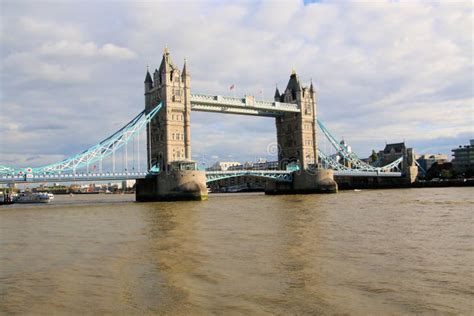 A view of Tower Bridge stock image. Image of lion, tower - 261627845