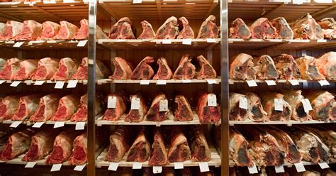 How to Dry-Age Steak: Everything to Know About Dry-Aged Steaks - Thrillist