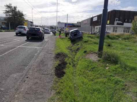 Incidente Stradale Alle Porte Di Cagliari Una Donna Ferita