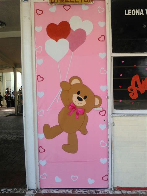 27 Creative Classroom Door Decorations For Valentine S Day Artofit