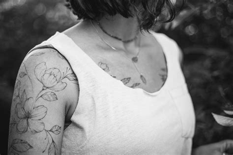 Тату цветы Black And White Tattoos Tatuajes Black N White Black White Tattoo Tattos