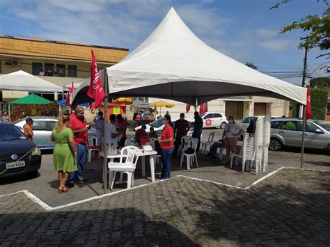 Servidores do PAM Salgadinho em Maceió protestam por melhorias na