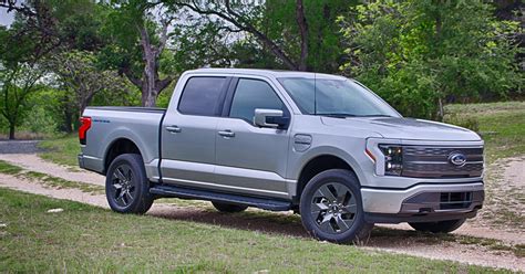 2022 Ford F 150 Lightning First Drive An Electric Pickup Done Right Forbes Wheels