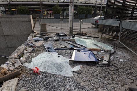 Po tragedii na rondzie Reagana we Wrocławiu Miejsce wypadku wygląda d