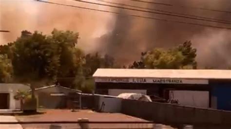 Declararon Alerta Roja Para Los Ngeles Por Incendio Forestal