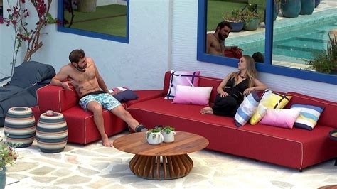 Sarah Pede Desculpas A Sister Do Bbb21 E Gilberto Opina Não Adianta