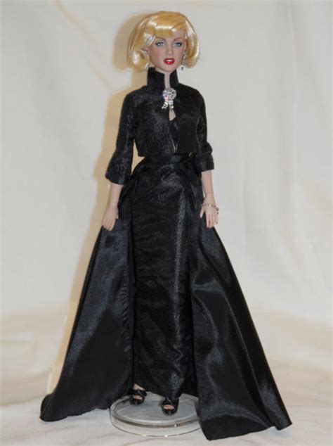 The Marilyngeek Blog Tonner Doll Company To Release Line Of Marilyn