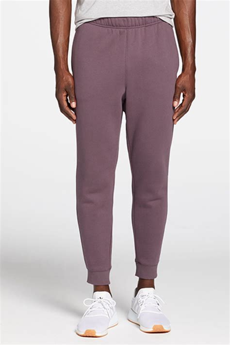 25 Best Men's Joggers for Lounging and Working Out 2022 - Parade