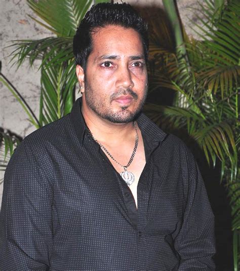 Bollywood Singer Mika Singh Arrested Bailed Out In Doctors Assault Case