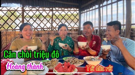 Chẻ Tre Đóng Song Cửa Như Thế Nào Và Làm Mồi Nhậu Lai Rai Với Cha Mẹ Vợ