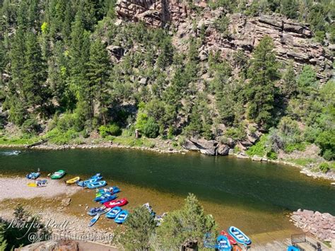 Green River Rafting - Utah Hiking Beauty