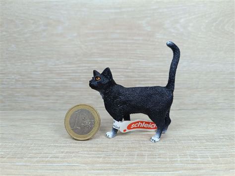 Schleich 13770 bzw WWF 17068 Katze stehend schwarz Fähnchen