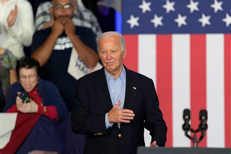 Biden Affirme Rester Dans La Course Mais Peine Nouveau Convaincre