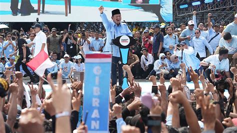 Kampanye Akbar Terakhir Prabowo Gibran Di Stadion Utama Gbk Foto