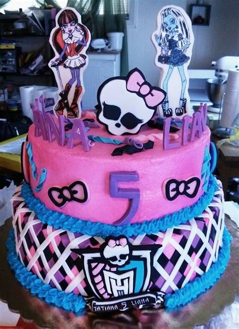 Monster High Birthday Cake Decorated Cake By Jeana Byrd Cakesdecor