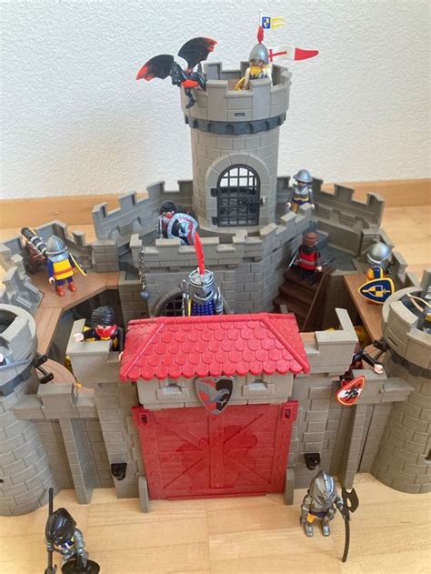 Playmobil Ritterburg Mit Drachen Rittern Und Katapult Kaufen Auf Ricardo