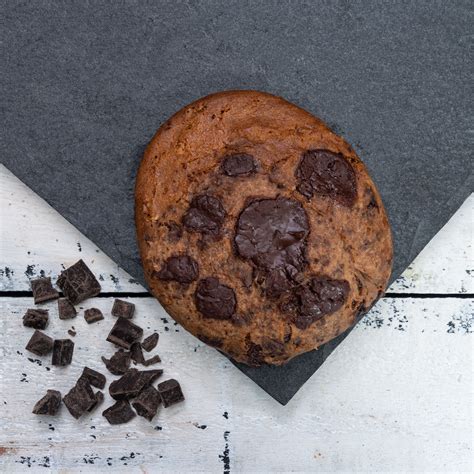 Dark Chocolate Chunk Cookie Blol